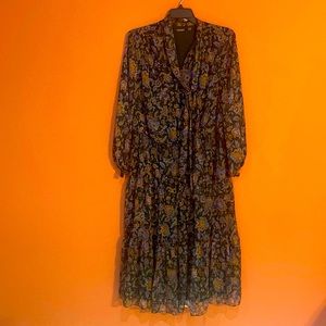 Beautiful green Ralph Lauren 16W dress with blue, cream, and burgundy flowers